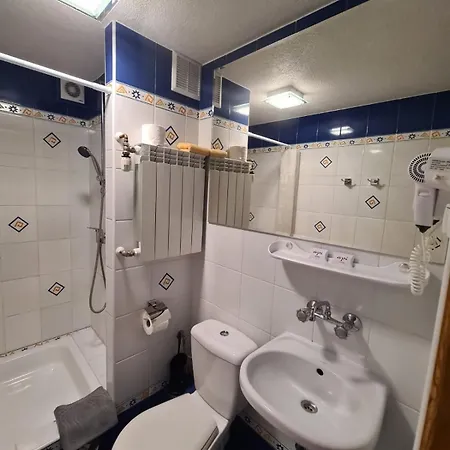 Api Carmen منزل للإقامة *