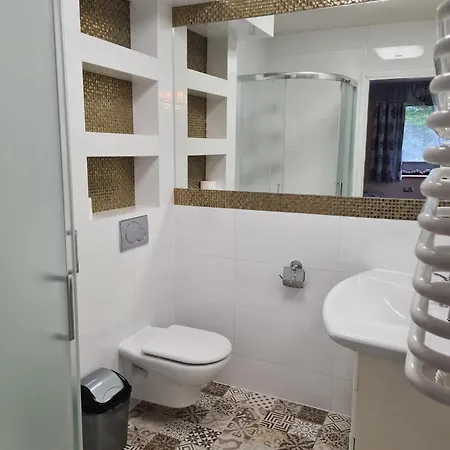 منزل للإقامة Api Carmen *